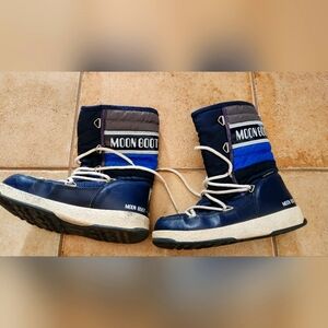 Moon Boot Kids Blue and Gray Snow Boots